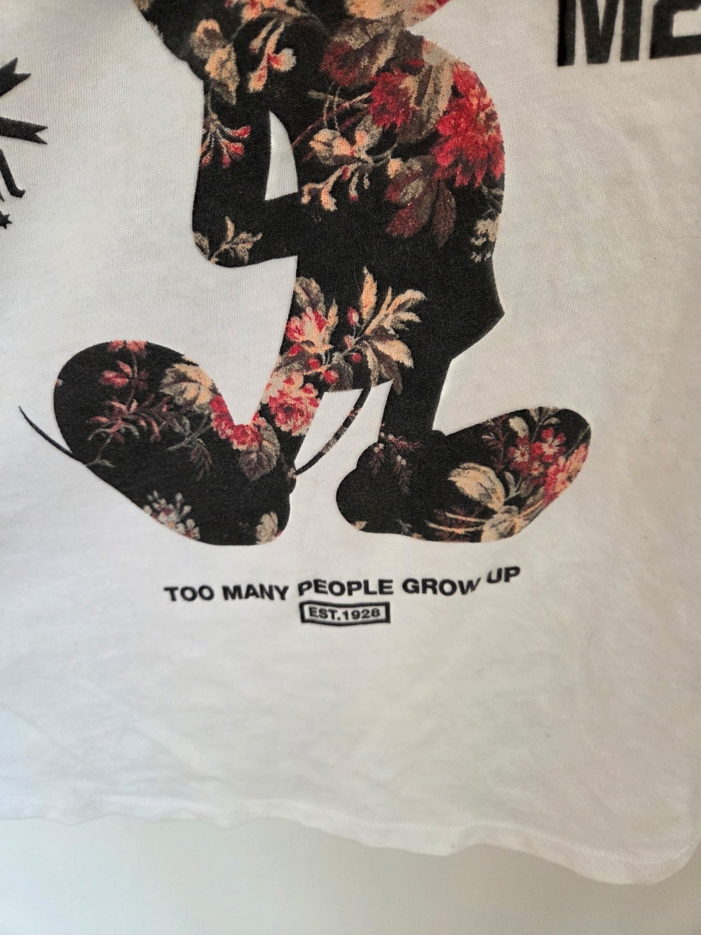 *Rare* Disney X Neff White Graphic Tank Top - Picture 6 of 6